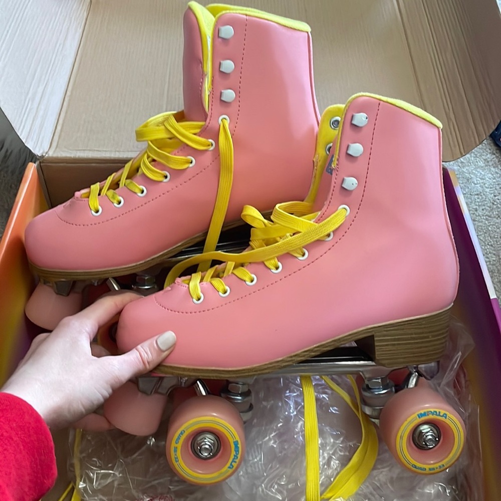 Impala pink quad skates size 9 excellent condition